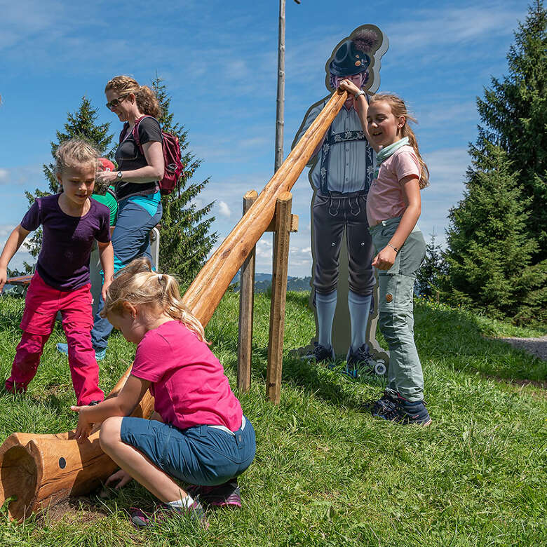 Wandern mit Kindern wird in Oberstaufen im Allgäu zum Erlebnis.