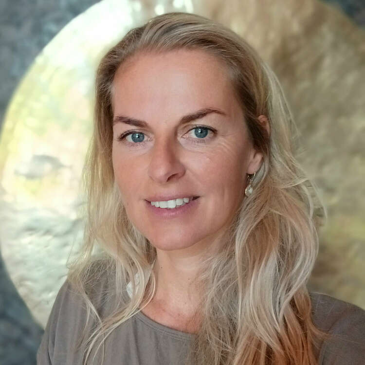 Porträt von Sylvia Mader
