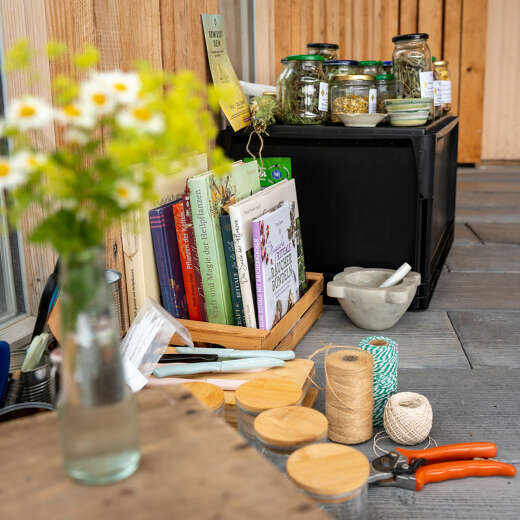 Kerzen und Oxymel selbst herstellen bei dem Workshop in Oberstaufen