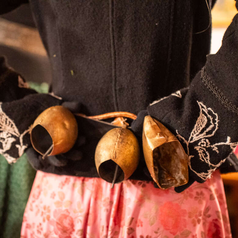 Bärbeletreiben in Oberstaufen Schellenkranz zum Bärbeletreiben