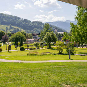 Achtsamkeitstage in Oberstaufen Oberstaufen PARK im Sommer