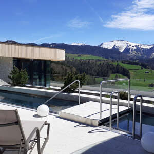 Saunabereich im Schwimmbad bei Oberstaufen im Allgäu.