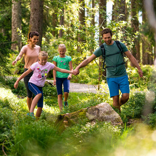 Urlaub mit Kindern in den Bergen und der Natur in Oberstaufen