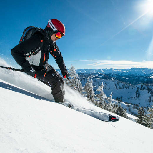 Skifahren im Allgäuer Winter von Oberstaufen.