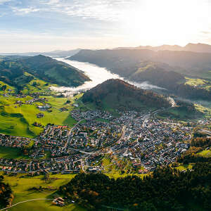 Oberstaufen aus der Luft mit den Ortsteilen Steibis und Thalkirchdorf