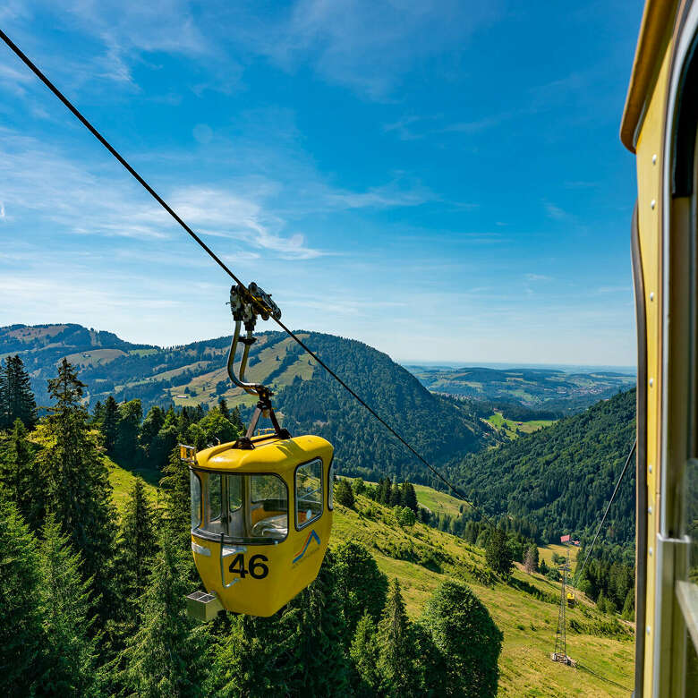 Gratis Bergbahnfahrt mit Oberstaufen PLUS im Allgäu Urlaub.