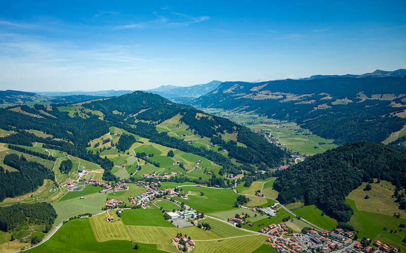 Panorama über Oberstaufen im Allgäu.