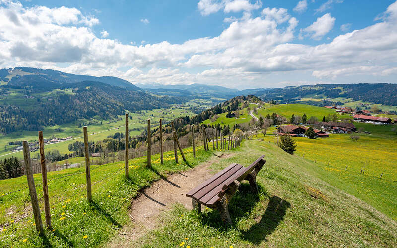 Panoramablick am Paradies bis zu den Schweizer Alpen
