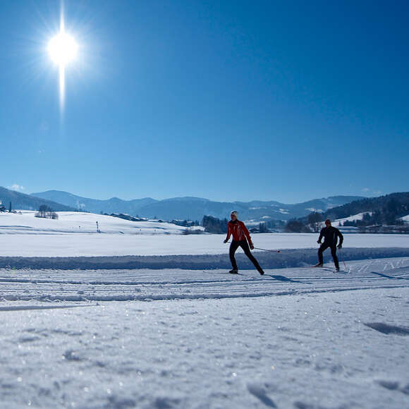 Langlaufen im Winter von Oberstaufen im Allgäu.