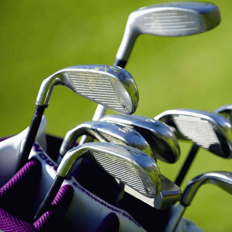 Golfschläger im Golfbag